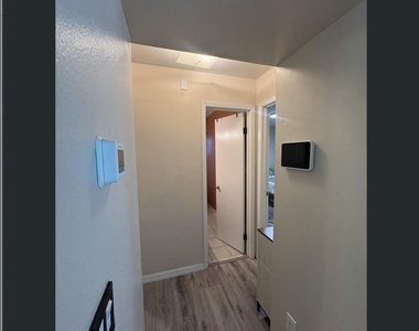 4179 Dawnridge Road E - Photo Thumbnail 8