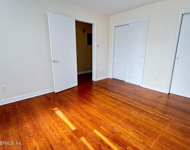 55 Riberia Street - Photo Thumbnail 20