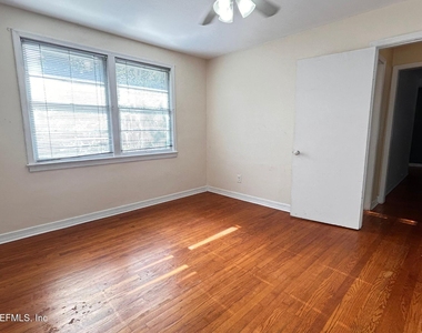 55 Riberia Street - Photo Thumbnail 17