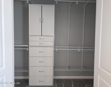 180 Thornloe Drive - Photo Thumbnail 33
