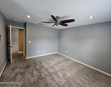 180 Thornloe Drive - Photo Thumbnail 42