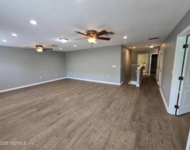 180 Thornloe Drive - Photo Thumbnail 23