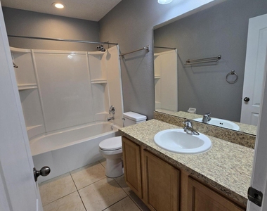 180 Thornloe Drive - Photo Thumbnail 39