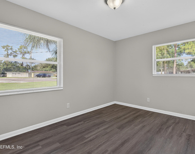 5503 Boeing Drive - Photo Thumbnail 18