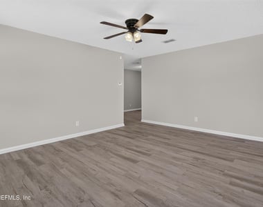 5503 Boeing Drive - Photo Thumbnail 7