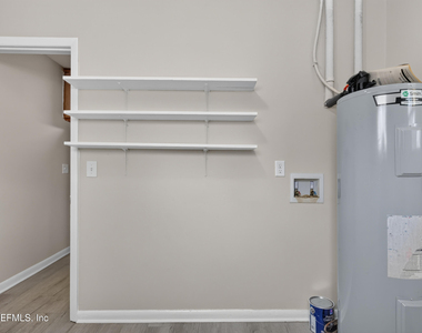 5503 Boeing Drive - Photo Thumbnail 34