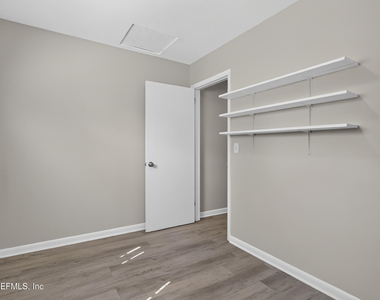 5503 Boeing Drive - Photo Thumbnail 35
