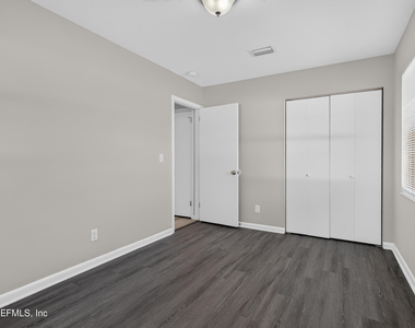 5503 Boeing Drive - Photo Thumbnail 19