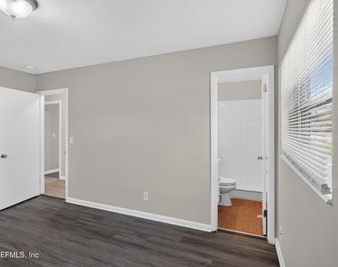 5503 Boeing Drive - Photo Thumbnail 13