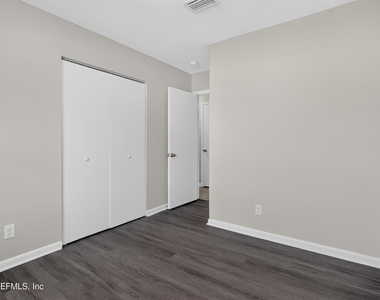 5503 Boeing Drive - Photo Thumbnail 22