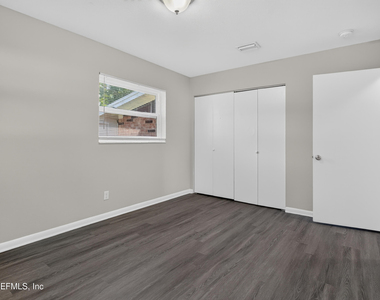 5503 Boeing Drive - Photo Thumbnail 15