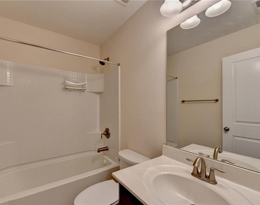 2152 Greencrest Circle - Photo Thumbnail 49