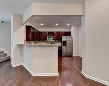 2152 Greencrest Circle - Photo Thumbnail 13