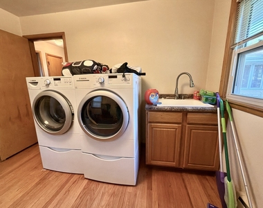 37235 N Hillside Drive - Photo Thumbnail 11