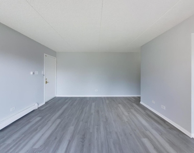 9840 W 153rd Street - Photo Thumbnail 4