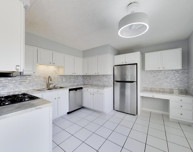 9840 W 153rd Street - Photo Thumbnail 5