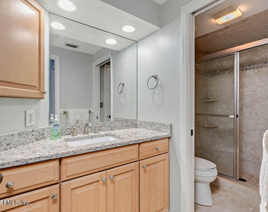 741 Spinnakers Reach Drive - Photo Thumbnail 10