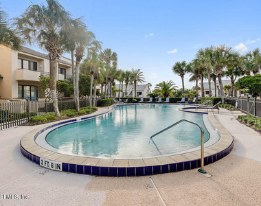 741 Spinnakers Reach Drive - Photo Thumbnail 13
