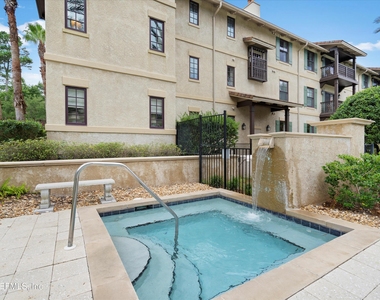 945 Registry Boulevard - Photo Thumbnail 13