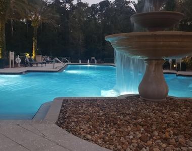 945 Registry Boulevard - Photo Thumbnail 15