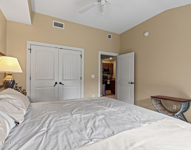 945 Registry Boulevard - Photo Thumbnail 68