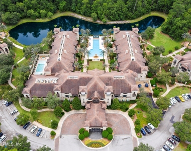 945 Registry Boulevard - Photo Thumbnail 46