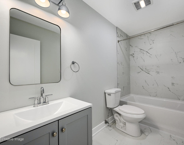 4117 S Indiana Avenue - Photo Thumbnail 4