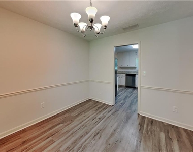 2791 Whippoorwill Circle - Photo Thumbnail 6