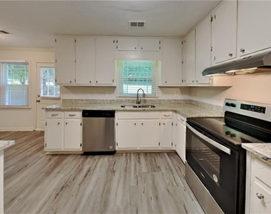 2791 Whippoorwill Circle - Photo Thumbnail 3