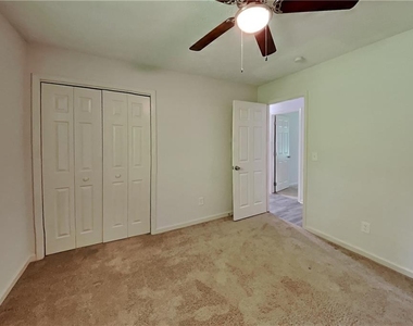 2791 Whippoorwill Circle - Photo Thumbnail 13