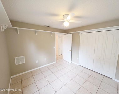38 Pebble Wood Lane - Photo Thumbnail 8