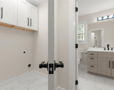 404 Way Bridge Court Ne - Photo Thumbnail 26