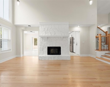 404 Way Bridge Court Ne - Photo Thumbnail 17