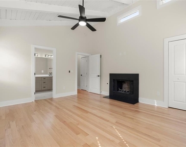 404 Way Bridge Court Ne - Photo Thumbnail 30