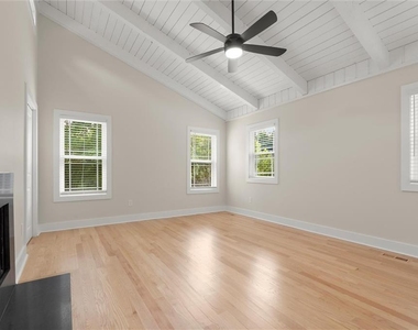 404 Way Bridge Court Ne - Photo Thumbnail 27