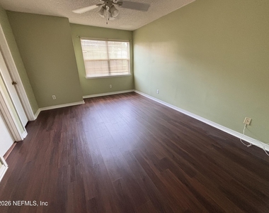 8531 E Sturbridge Circle - Photo Thumbnail 15