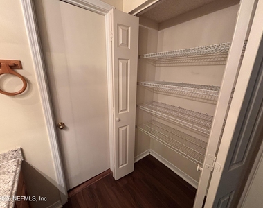 8531 E Sturbridge Circle - Photo Thumbnail 13
