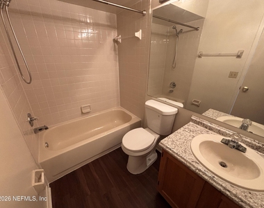 8531 E Sturbridge Circle - Photo Thumbnail 18
