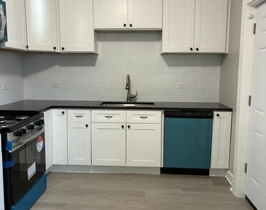 1542 Victoria Avenue - Photo Thumbnail 5