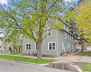 1542 Victoria Avenue - Photo Thumbnail 20