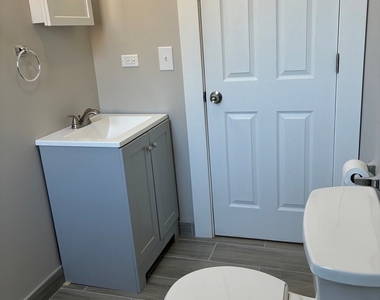 1542 Victoria Avenue - Photo Thumbnail 15