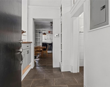 1081 Mcmillan Street Nw - Photo Thumbnail 2