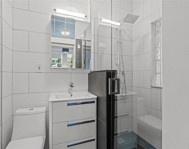1081 Mcmillan Street Nw - Photo Thumbnail 4