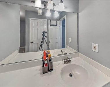 3104 Pine Heights Drive Ne - Photo Thumbnail 8