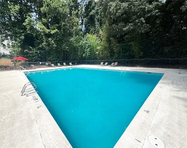 3104 Pine Heights Drive Ne - Photo Thumbnail 15