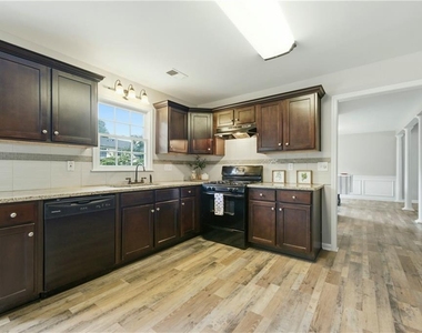 2110 November Court Nw - Photo Thumbnail 12