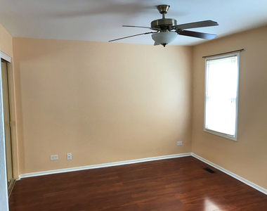 1602 Vermont Drive - Photo Thumbnail 10