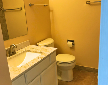 1602 Vermont Drive - Photo Thumbnail 11