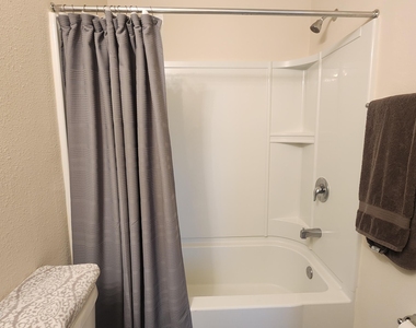 37 Temple Drive - Photo Thumbnail 19