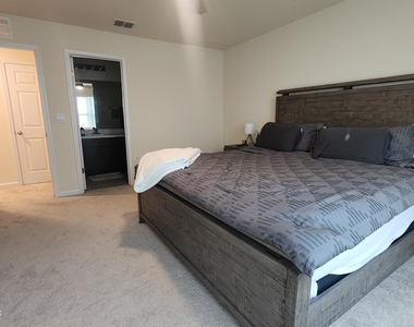 37 Temple Drive - Photo Thumbnail 23